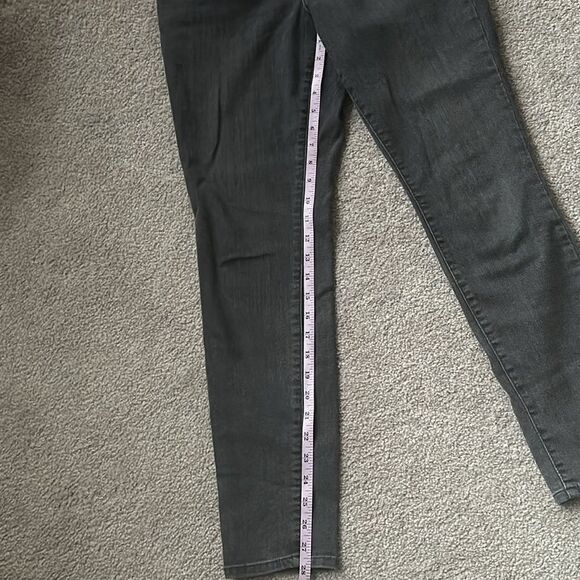 Universal Thread Goods Co. High Rise Skinny Jeans! - Picture 7 of 12